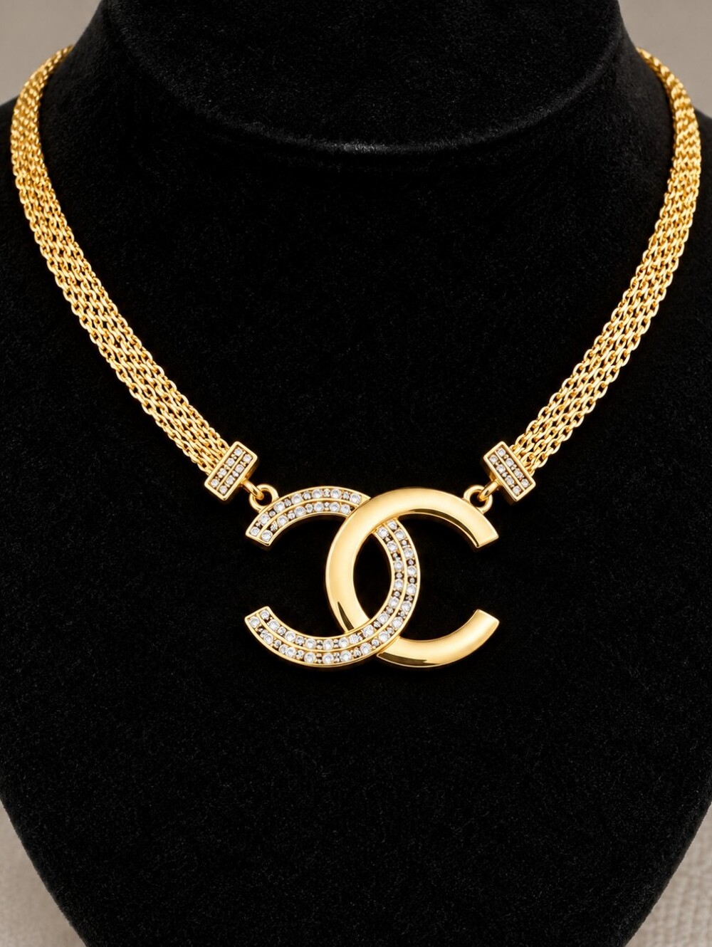 Dubai 22K Gold Plated Interlocking Circle Necklace | Luxury Jewelry